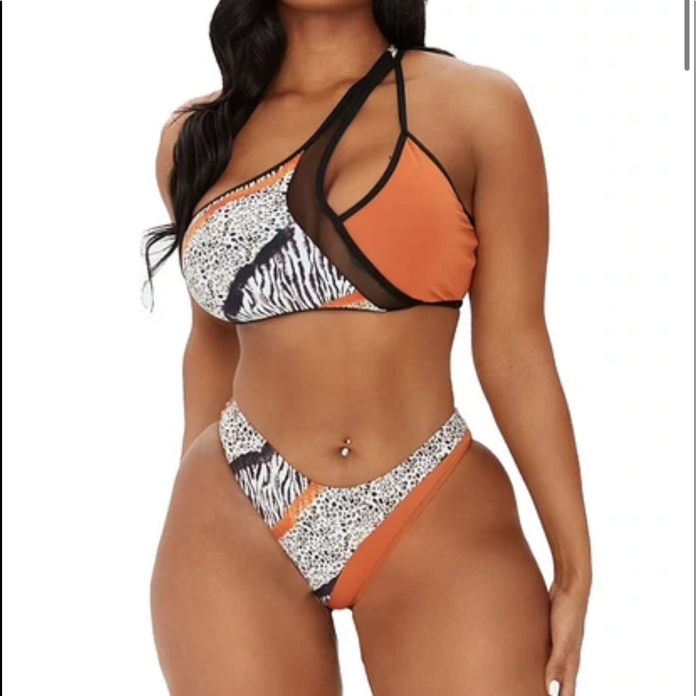 NWT ICON SWIM SUIT